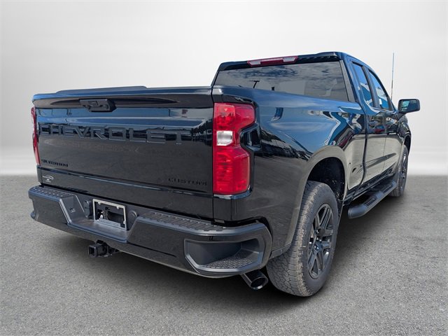 2026 Chevrolet Silverado 1500 Custom photo 4