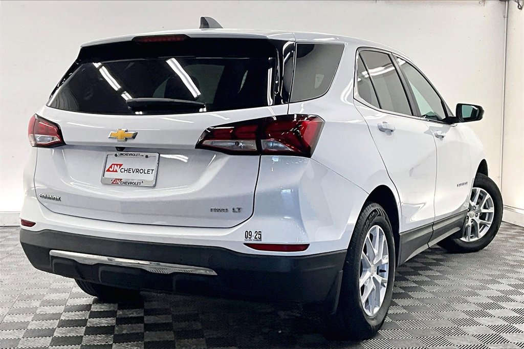 2023 Chevrolet Equinox LT photo 11