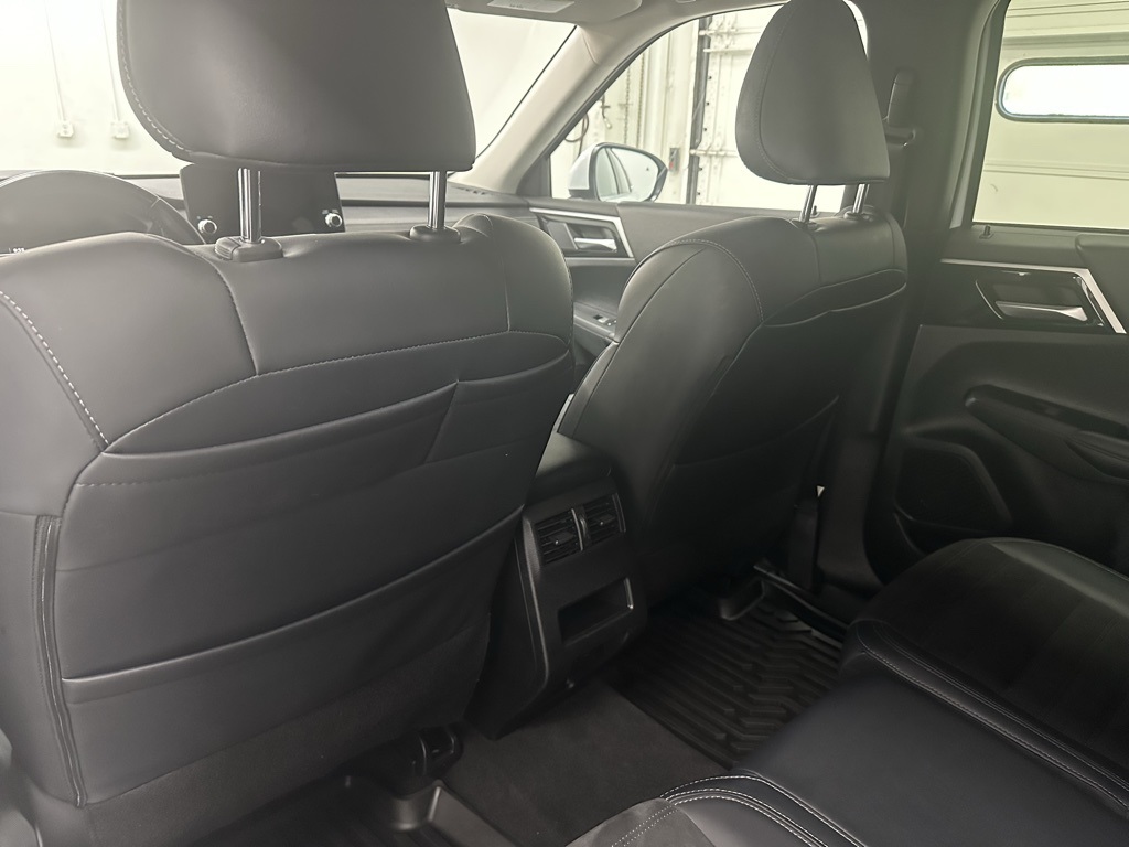 2024 Mitsubishi Outlander SE photo 14