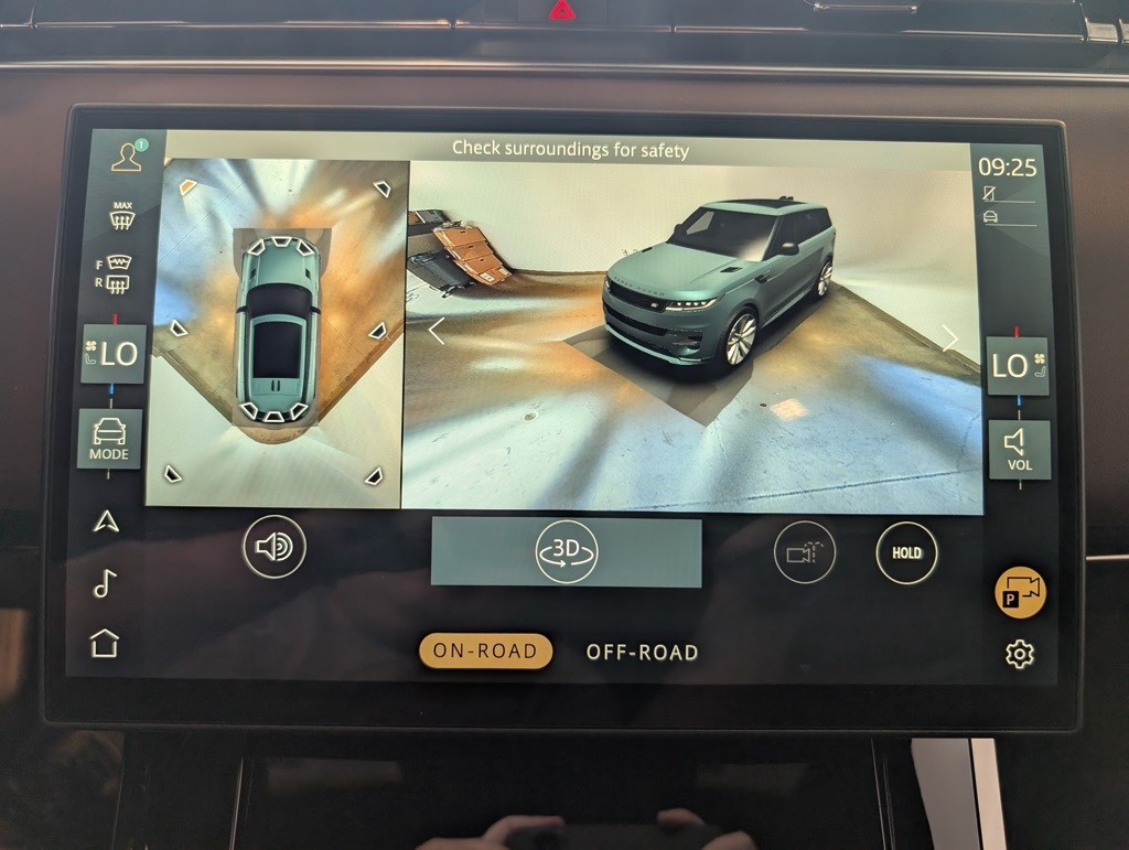 2025 Land Rover Range Rover Sport SE photo 19