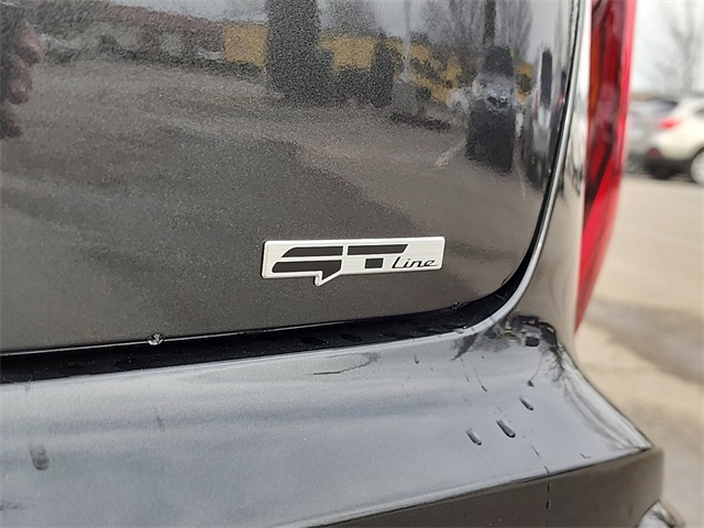 2025 Kia K4 GT-Line Turbo photo 4