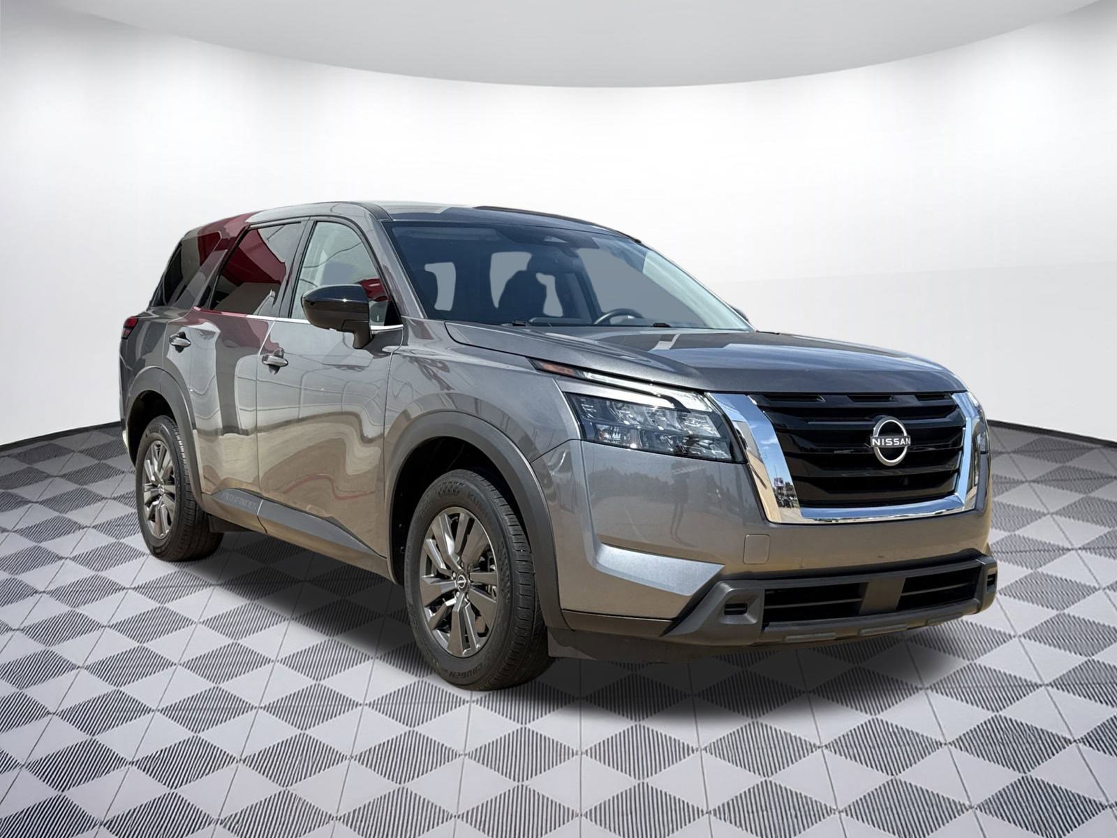 2023 Nissan Pathfinder S photo 7