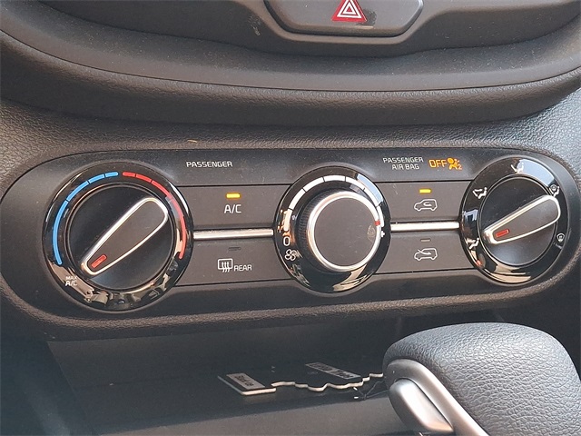 2023 Kia Soul LX photo 15