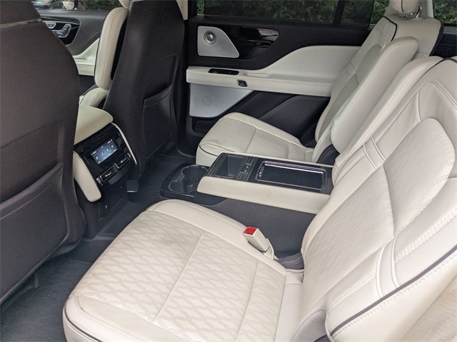 2020 Lincoln Aviator Black Label photo 23