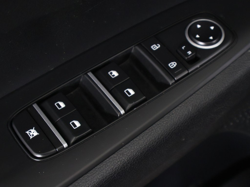 2024 Kia Forte LXS photo 32