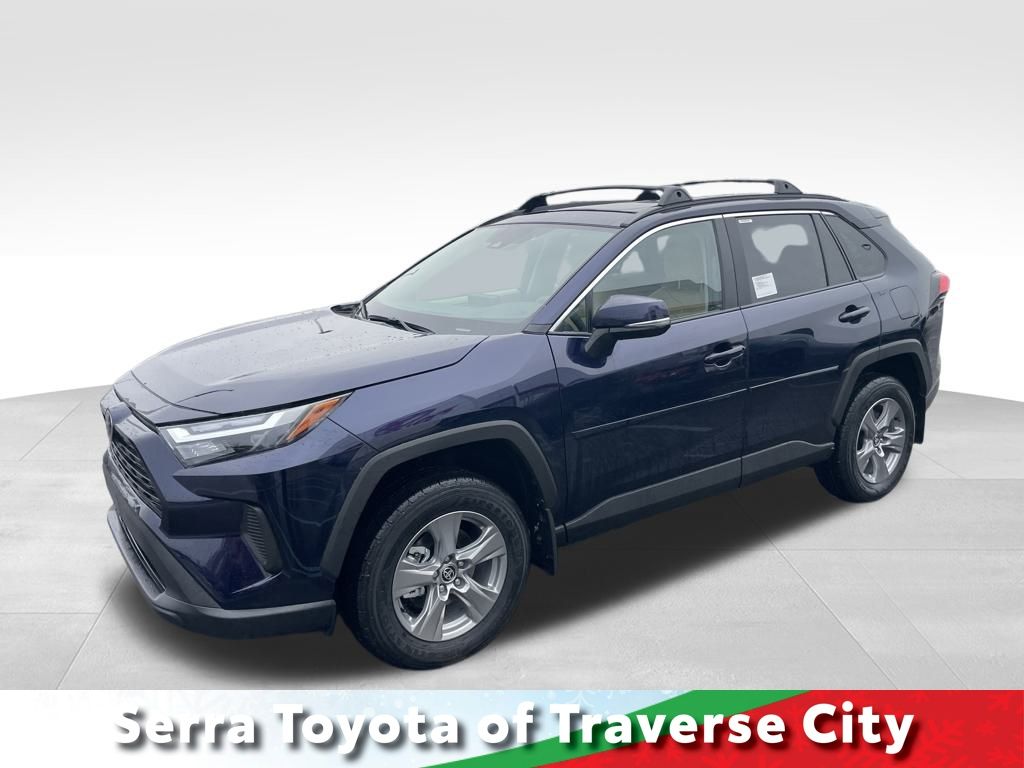 2025 Toyota RAV4 XLE's photo