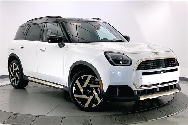 2026 MINI Countryman S's photo
