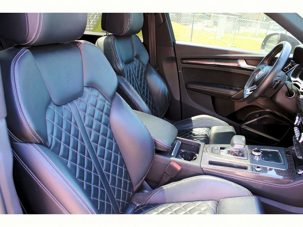2020 Audi SQ5 Premium Plus photo 21