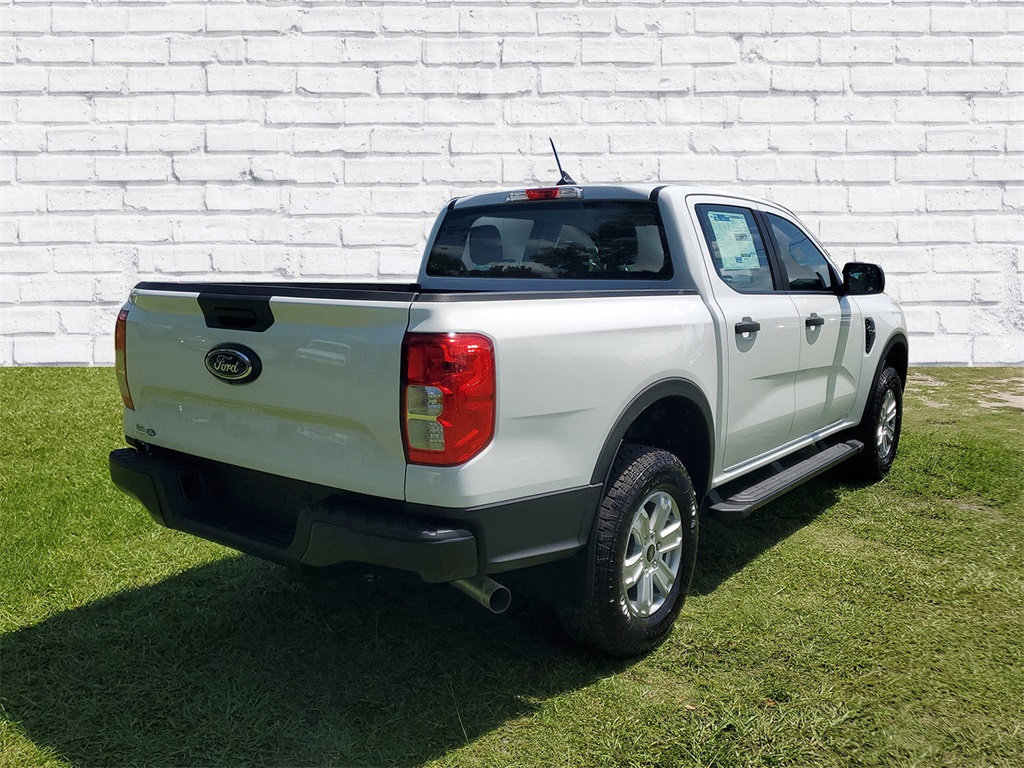 2025 Ford Ranger XL photo 2