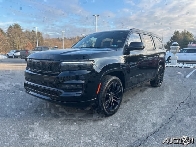 2023 Jeep Grand Wagoneer Series II's photo