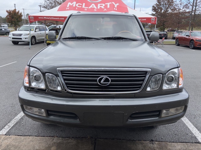 2001 Lexus LX 470 photo 2