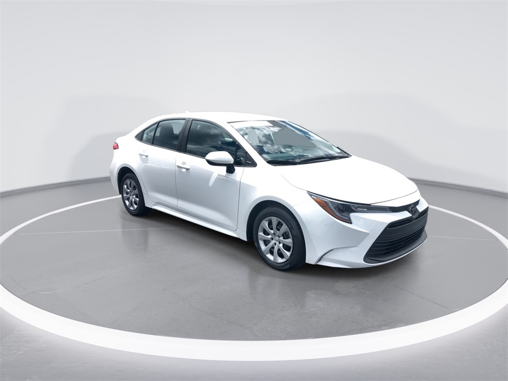 2024 Toyota Corolla LE photo 2