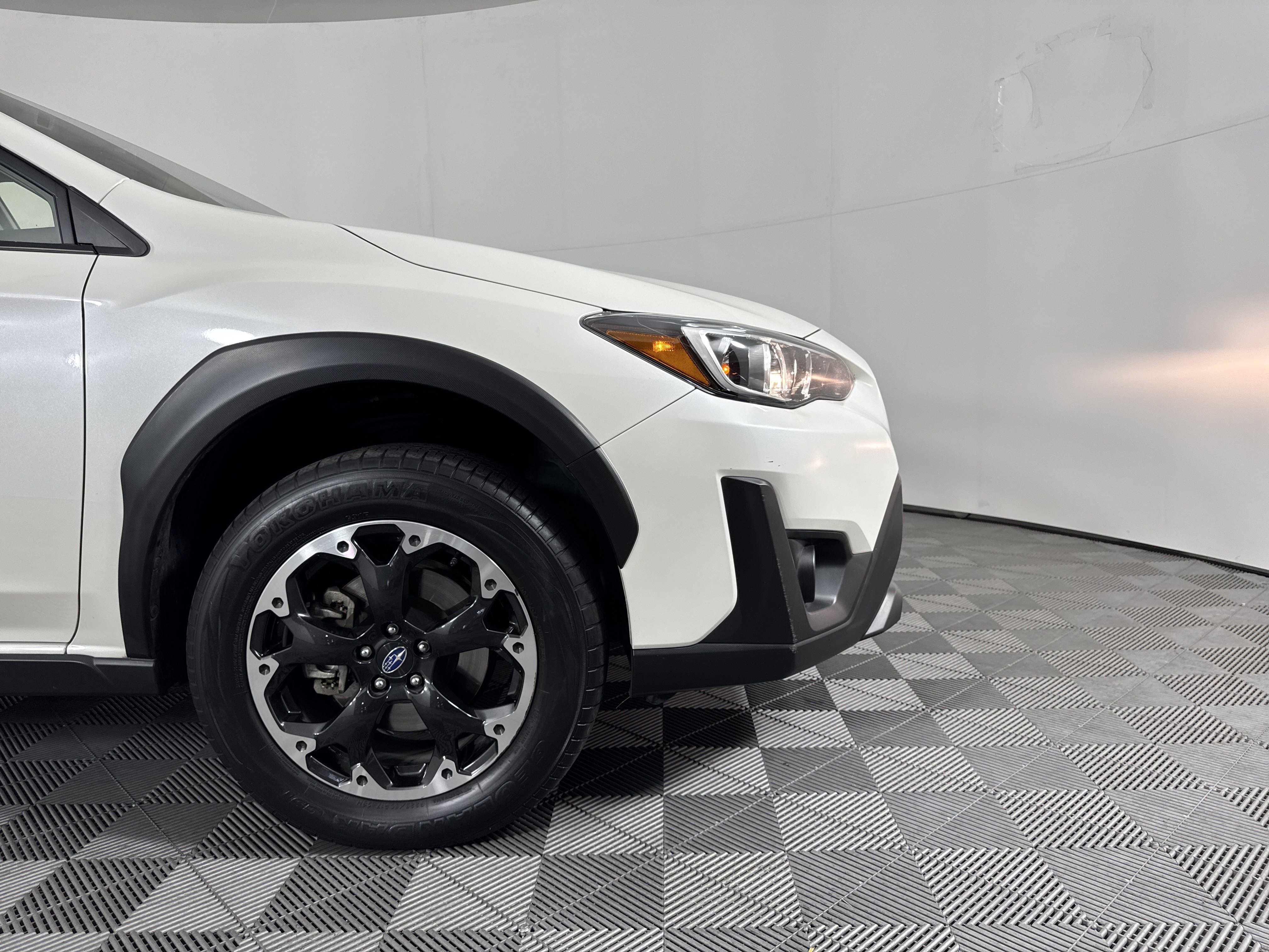 2023 Subaru Crosstrek Premium photo 3