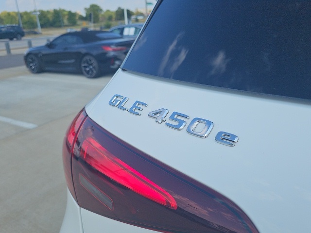 2025 Mercedes Benz GLE 450e 4MATIC photo 5