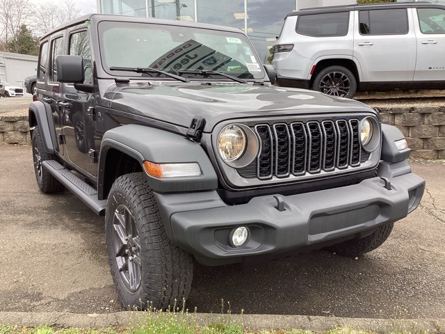 2025 Jeep Wrangler Sport S photo 3
