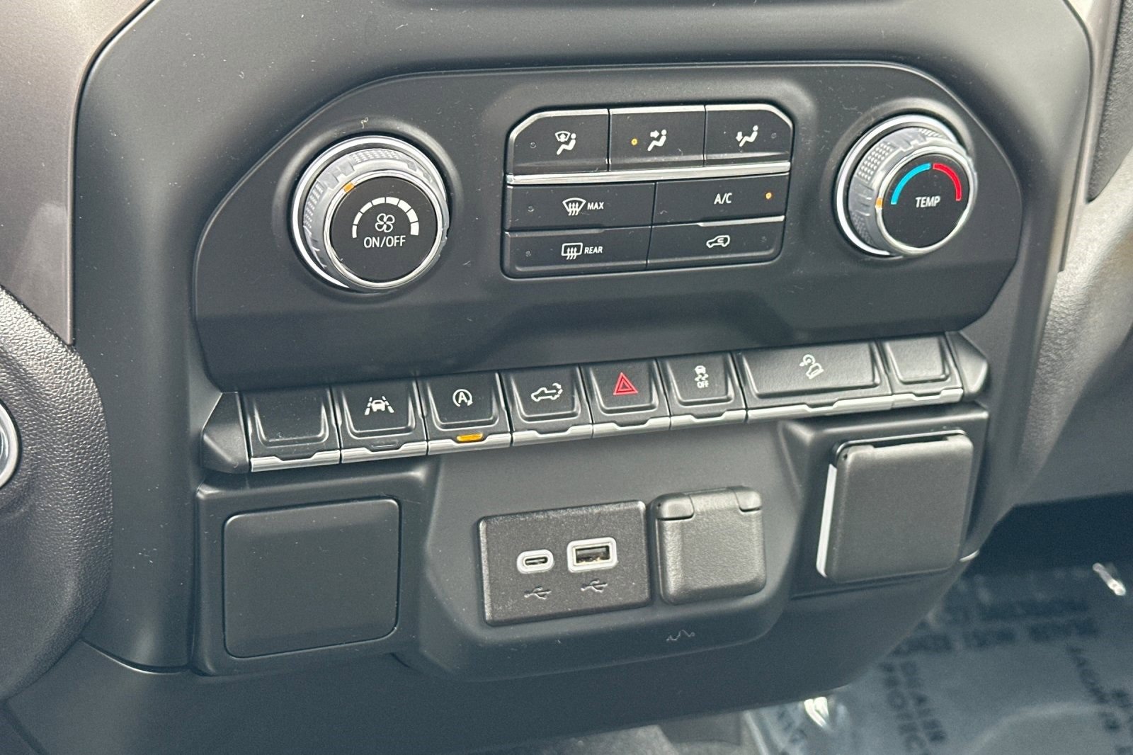 2024 Chevrolet Silverado 1500 Custom Trail Boss photo 22