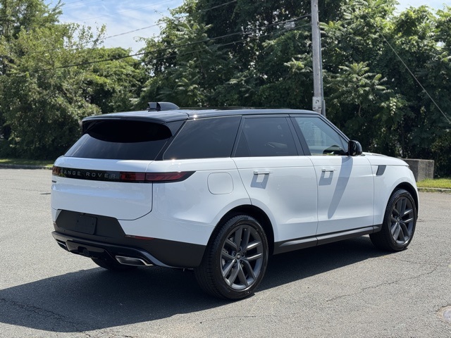 2025 Land Rover Range Rover Sport SE photo 5