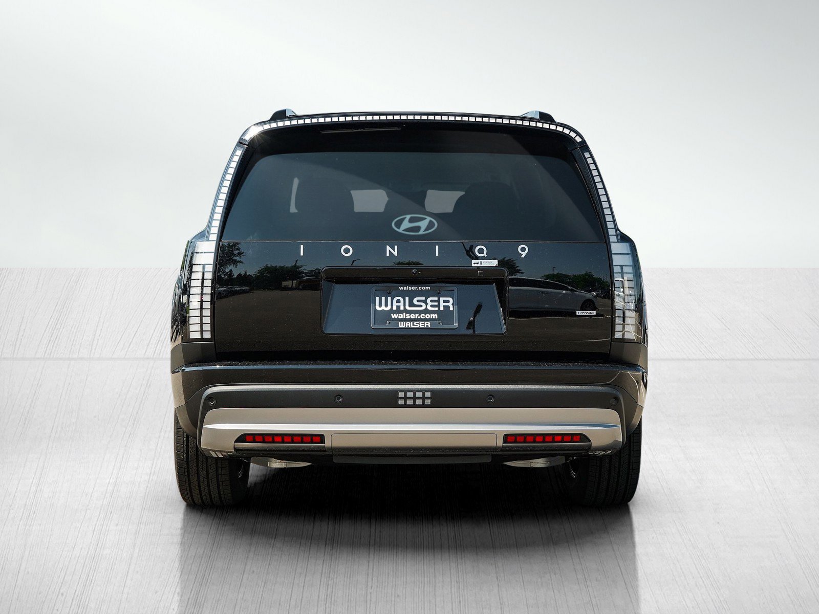 2026 Hyundai Ioniq SE photo 3