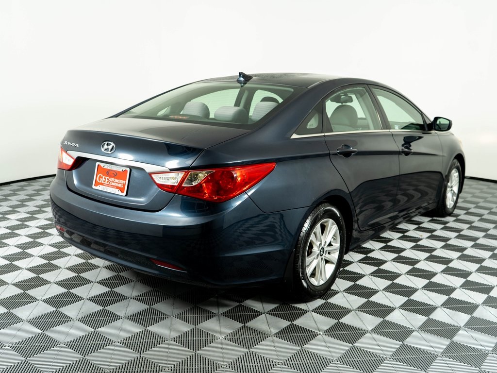 2012 Hyundai Sonata GLS photo 6