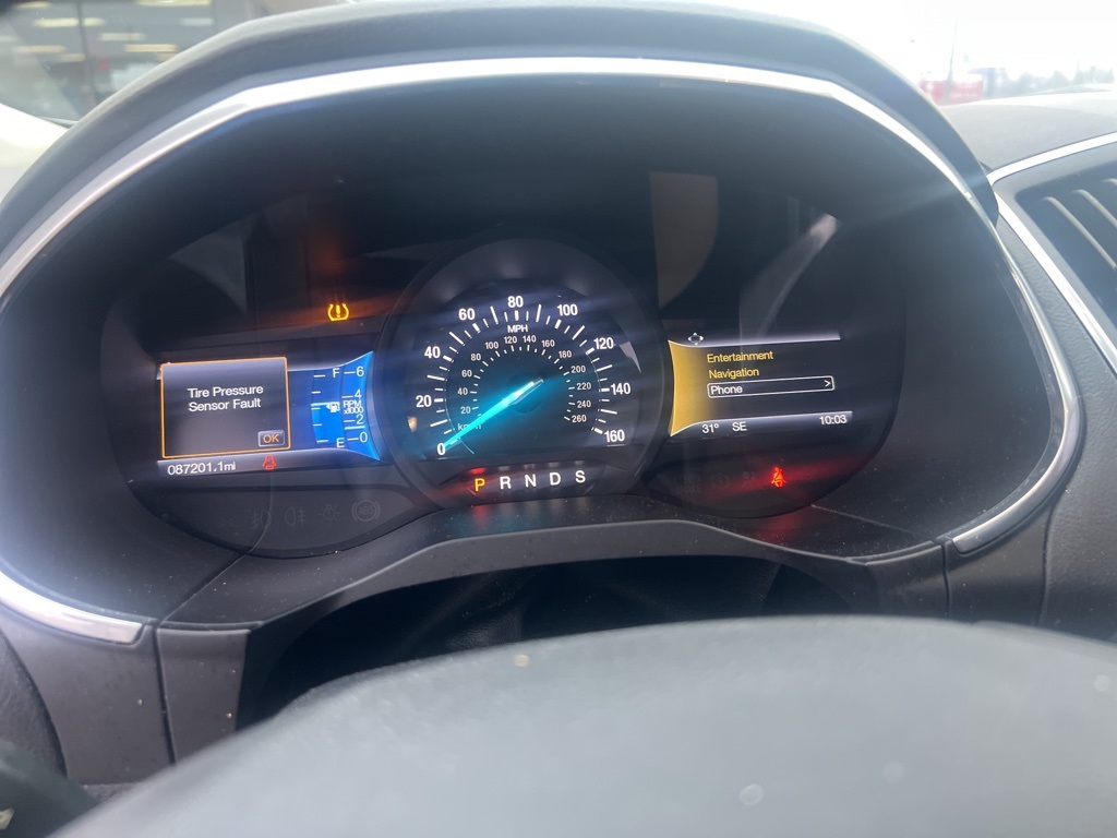 2017 Ford Edge Titanium's photo