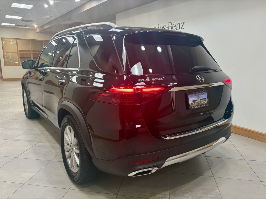 2025 Mercedes Benz GLE 350 4MATIC photo 3