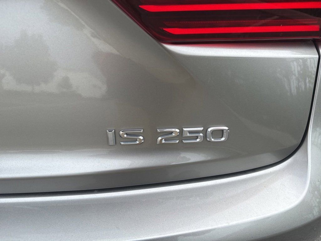 2014 Lexus IS 250 photo 4