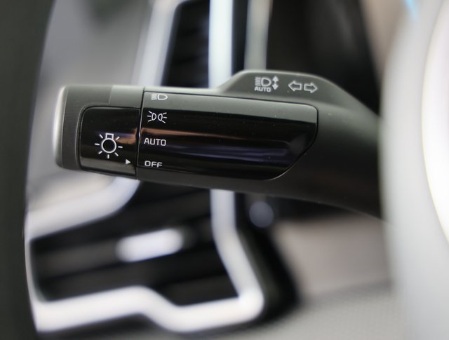 2025 Kia Sportage Hybrid LX photo 20