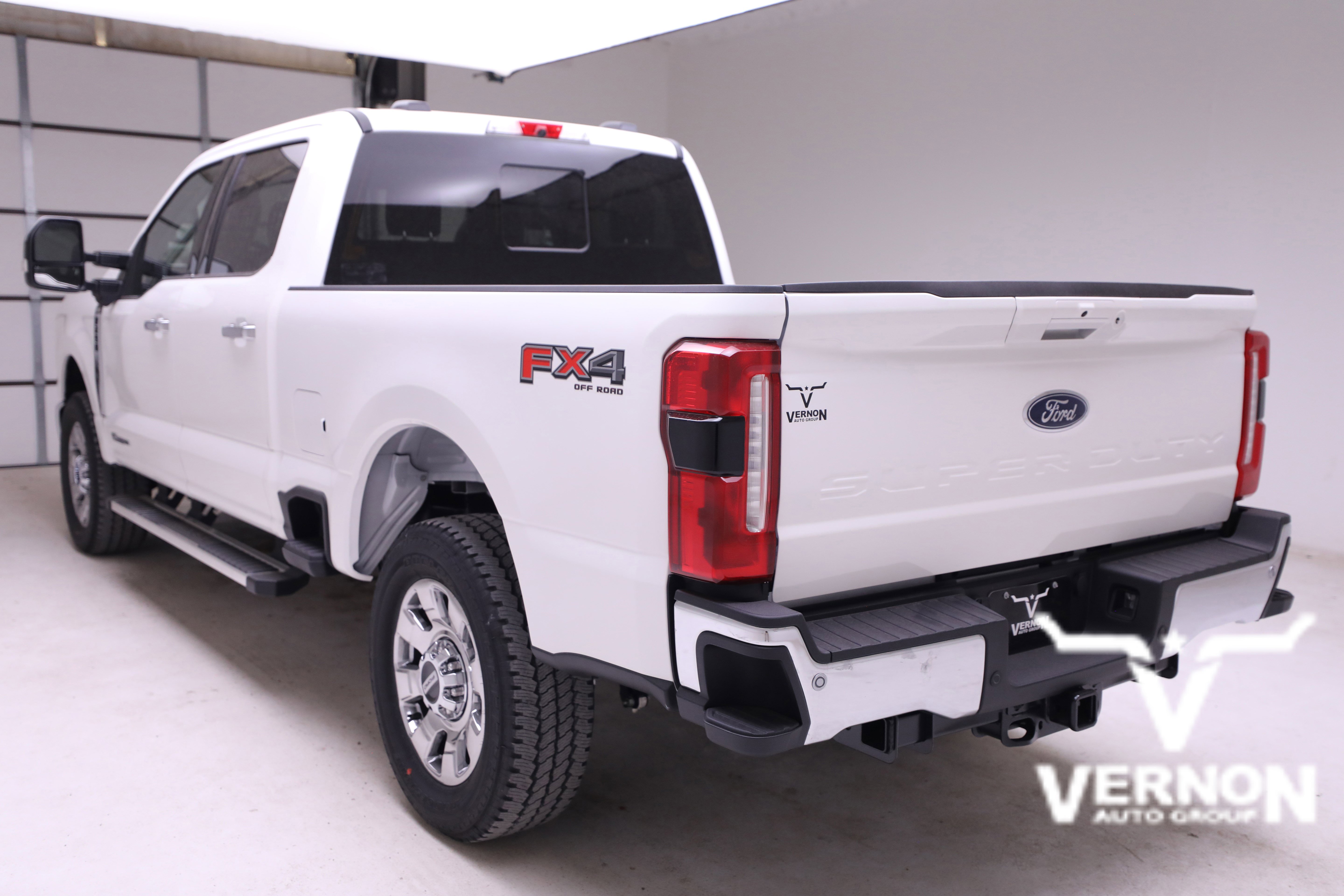 2026 Ford F-250 Lariat FX4 photo 3