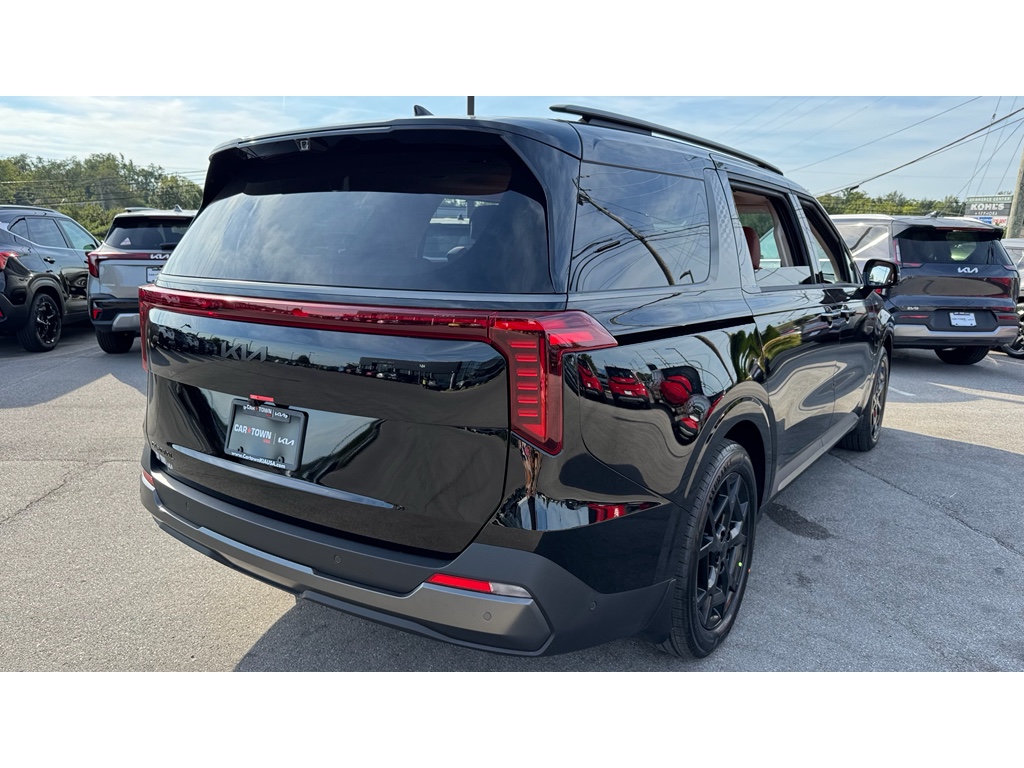 2026 Kia Carnival SX Prestige photo 2