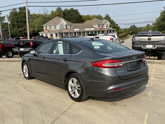 2018 Ford Fusion SE photo 8
