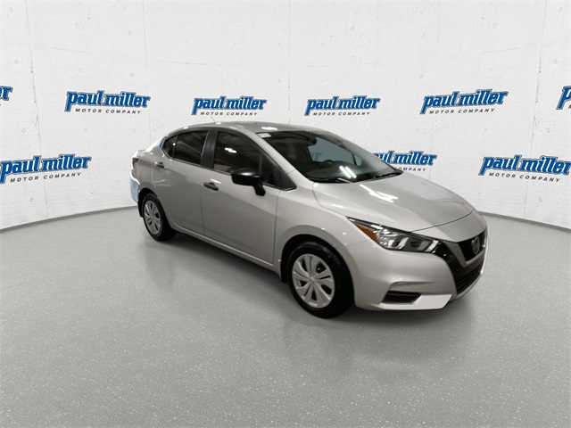 2022 Nissan Versa 1.6 S photo 2