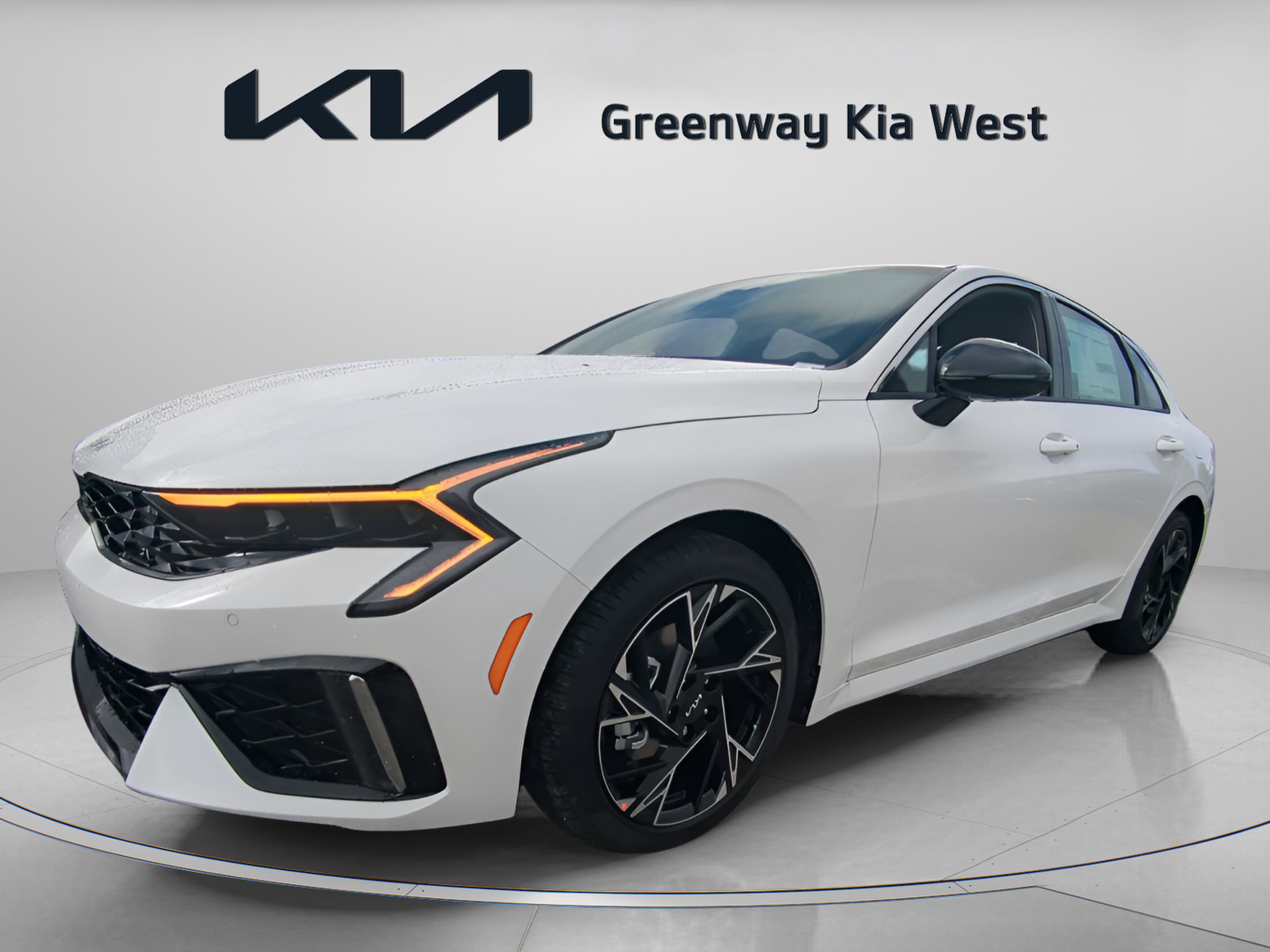 2026 Kia K5 GT-Line photo 2