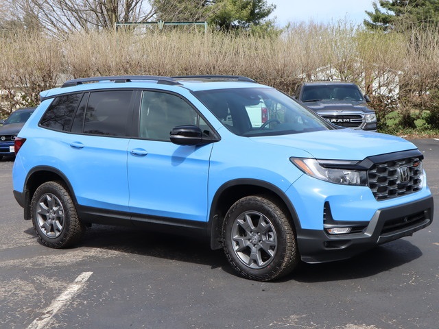 2024 Honda Passport TrailSport photo 2