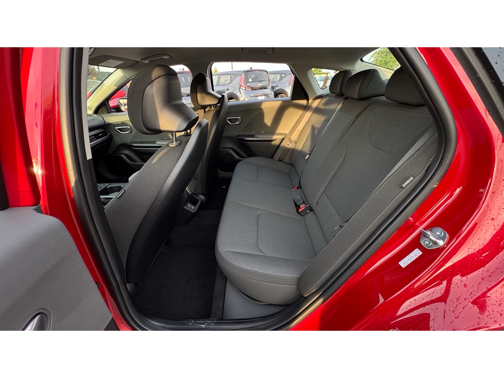 2025 Kia K4 LXS photo 20