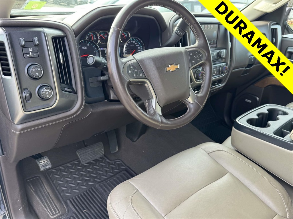 2019 Chevrolet Silverado 2500HD LTZ photo 2