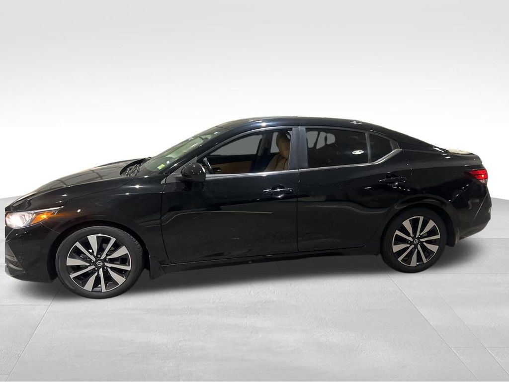 2022 Nissan Sentra SV photo 2