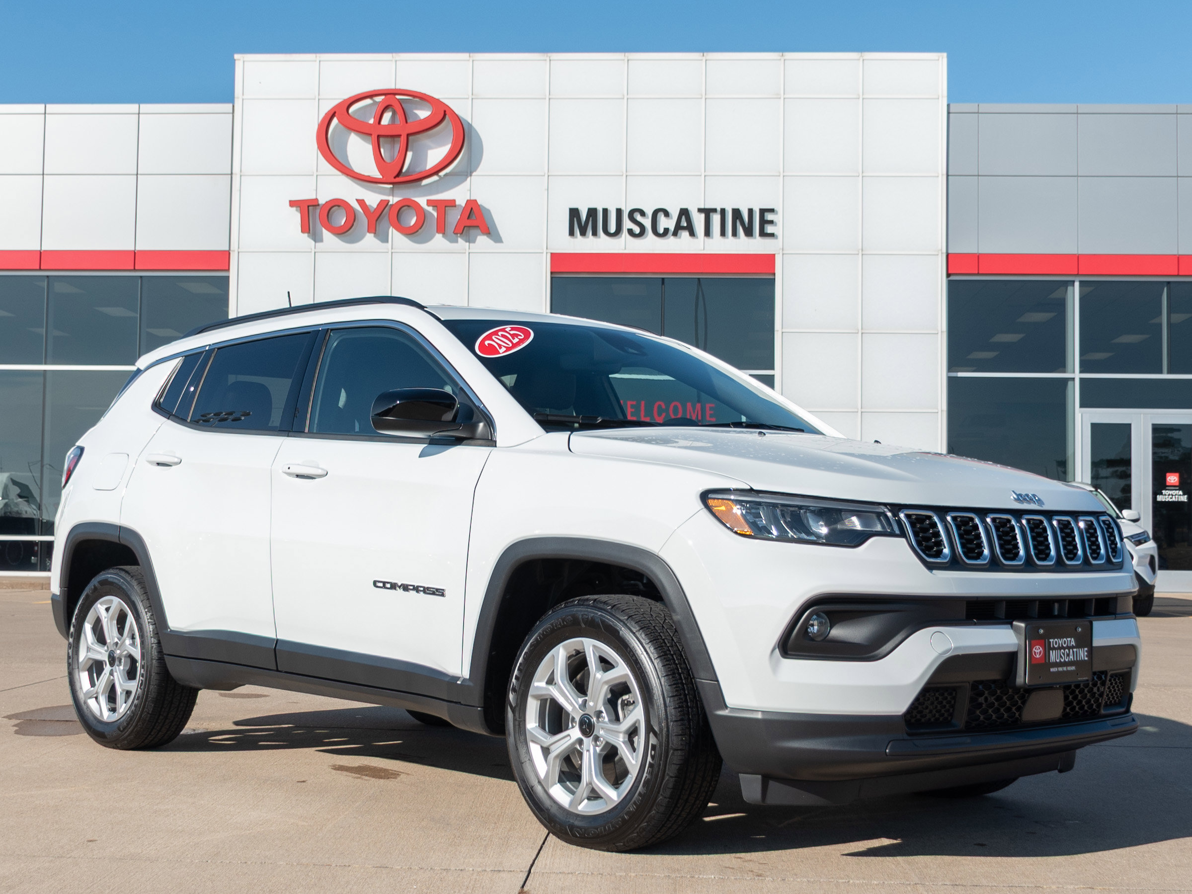 2025 Jeep Compass Latitude's photo