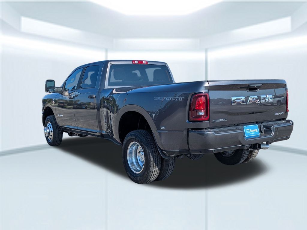 2026 Ram 3500 Big Horn photo 3