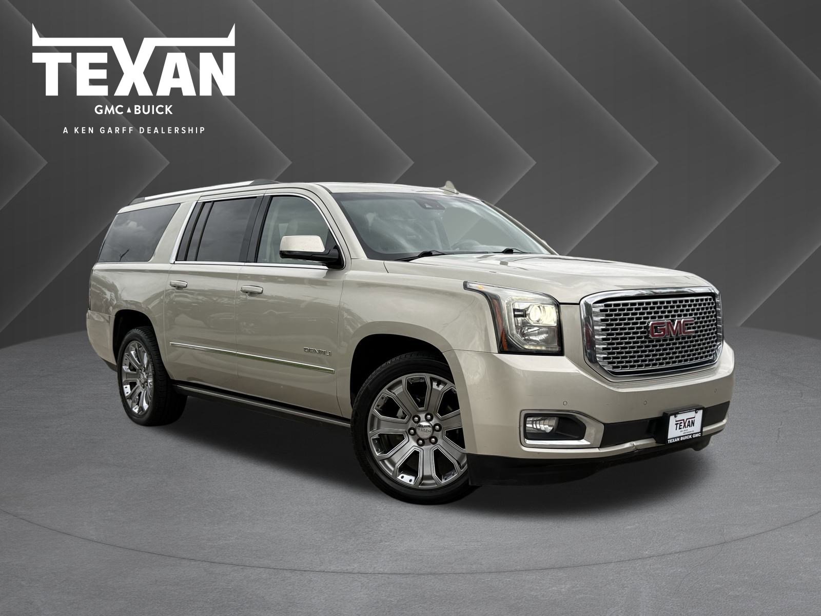 2016 GMC Yukon XL Denali's photo
