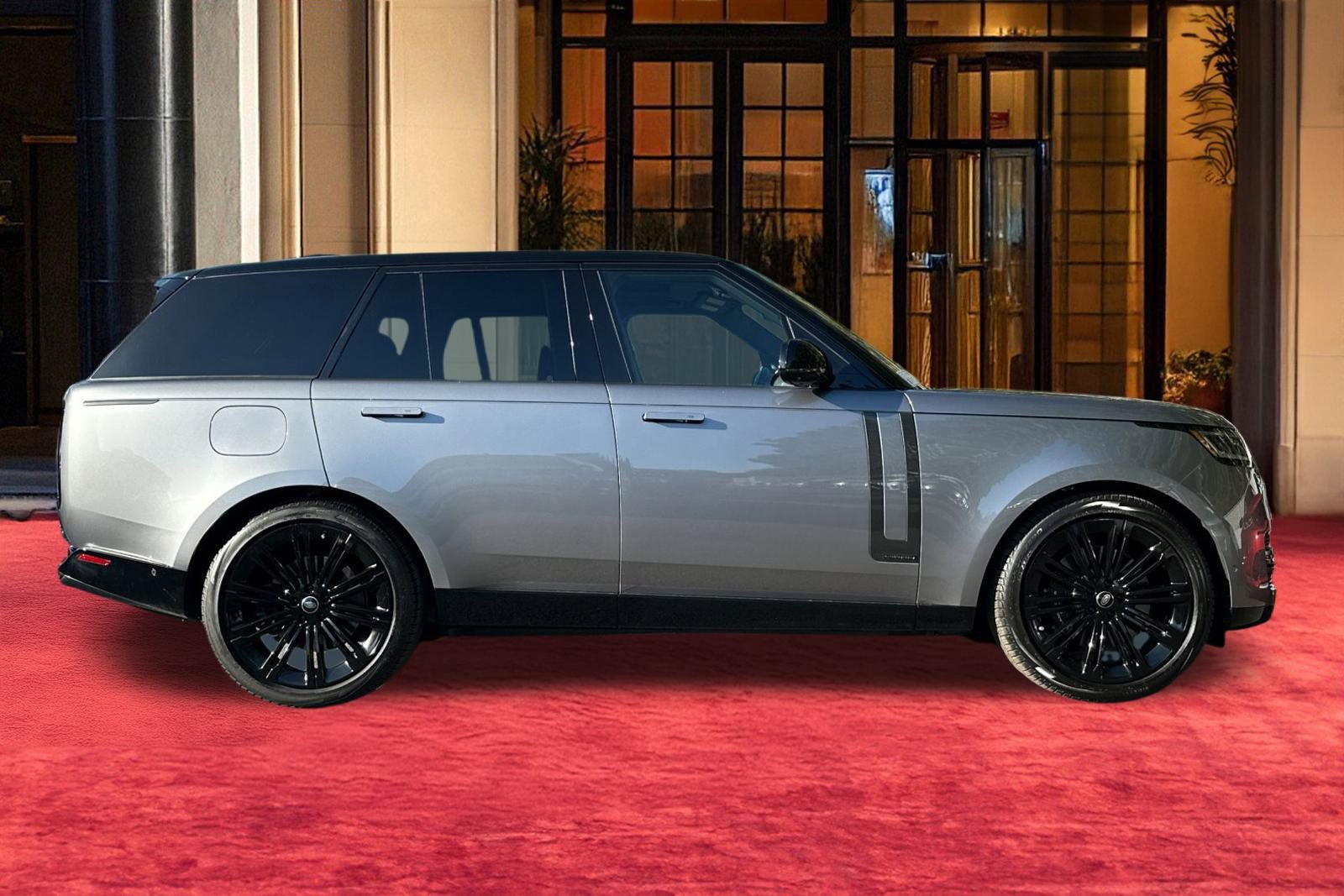 2023 Land Rover Range Rover Autobiography photo 8
