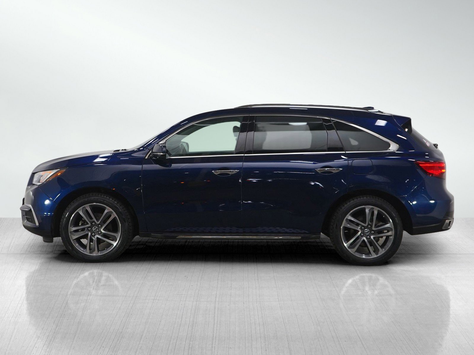 Used 2018 Acura MDX Advance Package with VIN 5J8YD4H82JL007638 for sale in Burnsville, Minnesota