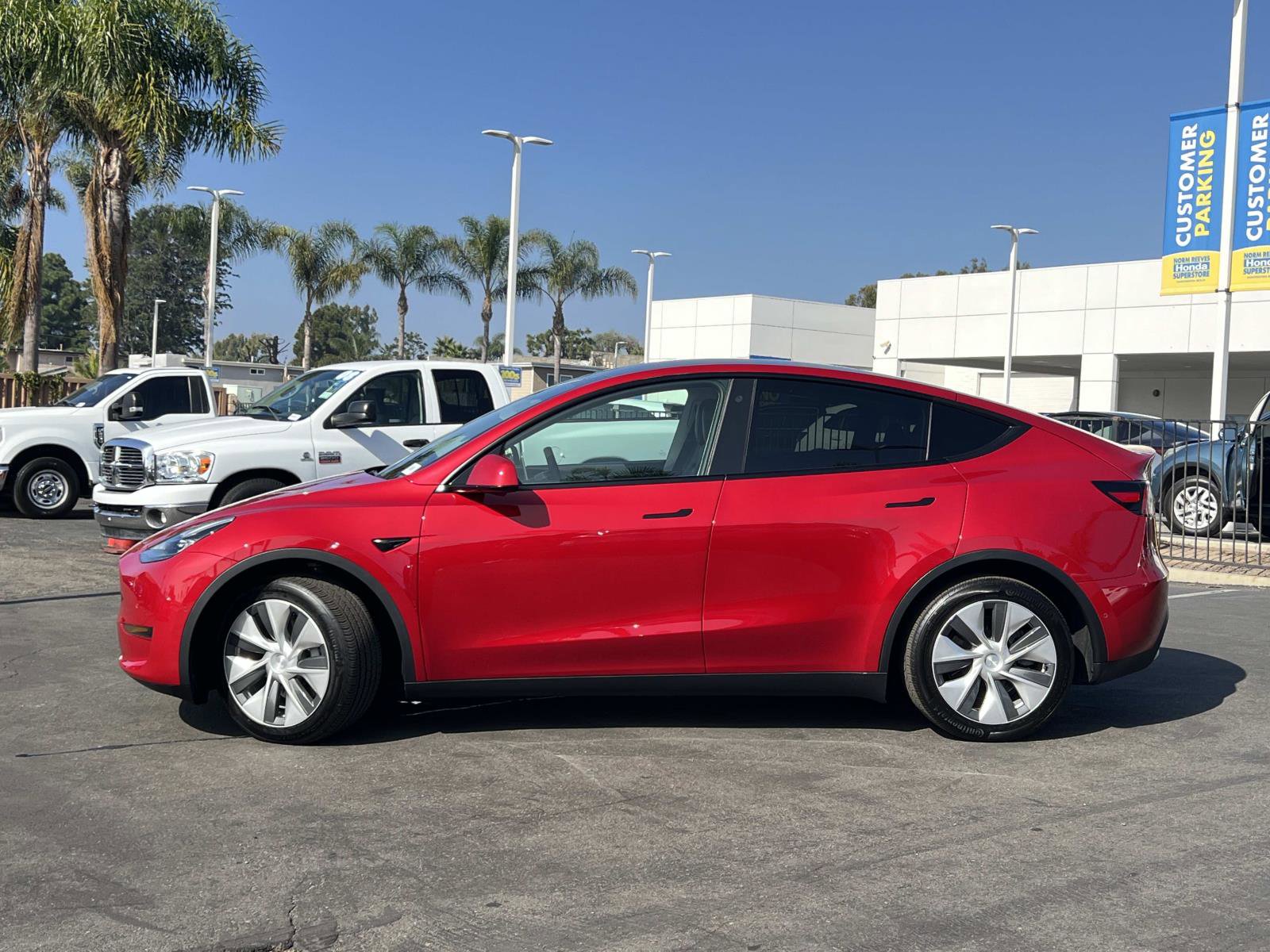 Used 2021 Tesla Model Y Long Range with VIN 5YJYGDEE9MF094350 for sale in Kansas City