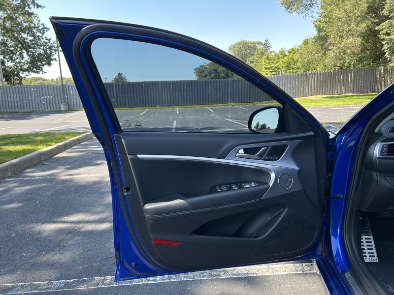 2021 Genesis G70 3.3T photo 20
