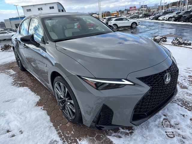 2025 Lexus IS 350 F SPORT AWD photo 4