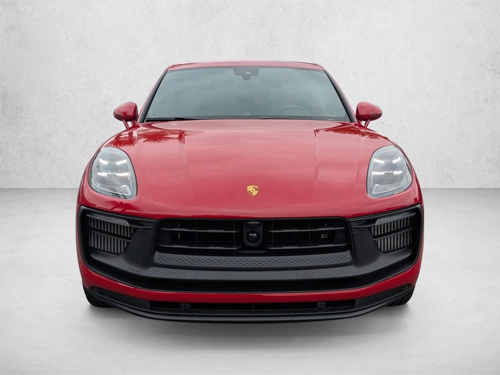 2025 Porsche Macan GTS photo 2