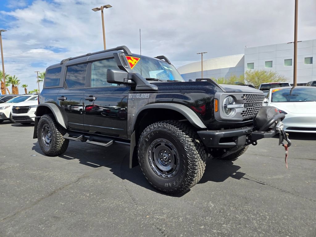 2024 Ford Bronco 4-Door Everglades's photo