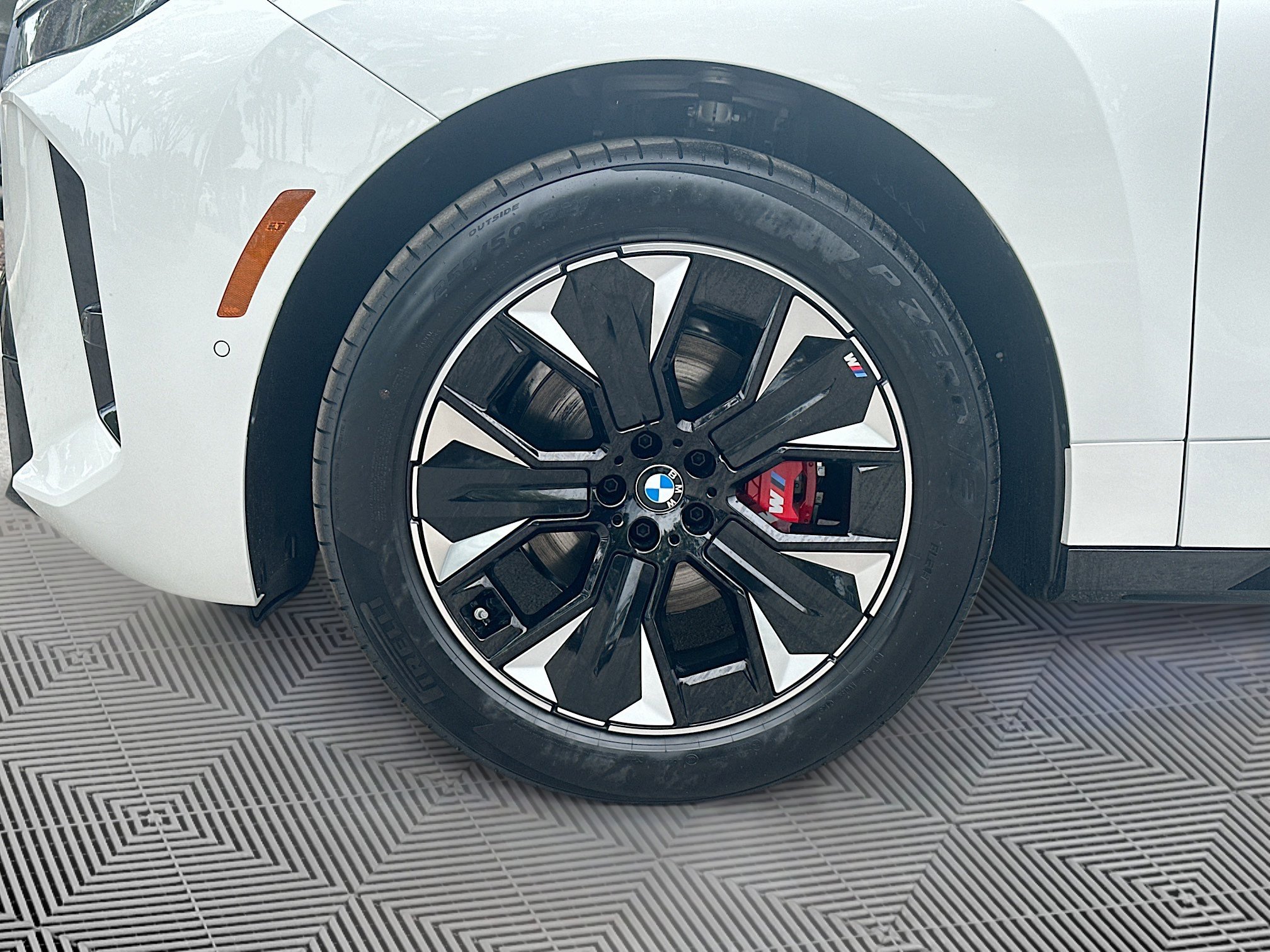2026 Bmw iX photo 25