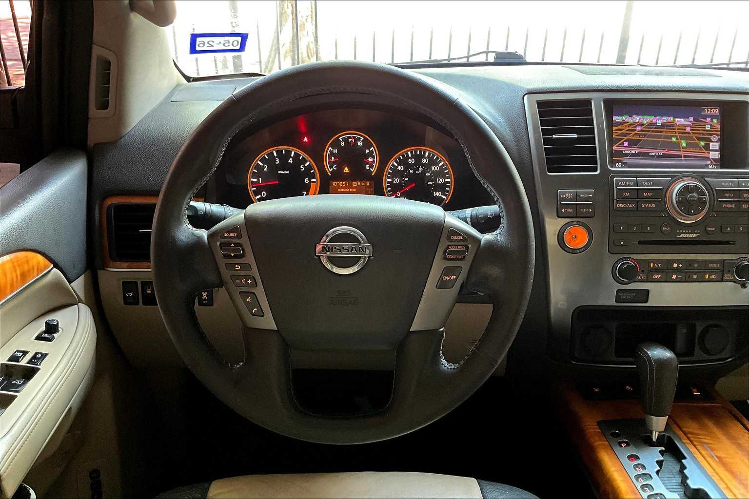2014 Nissan Armada Platinum photo 4