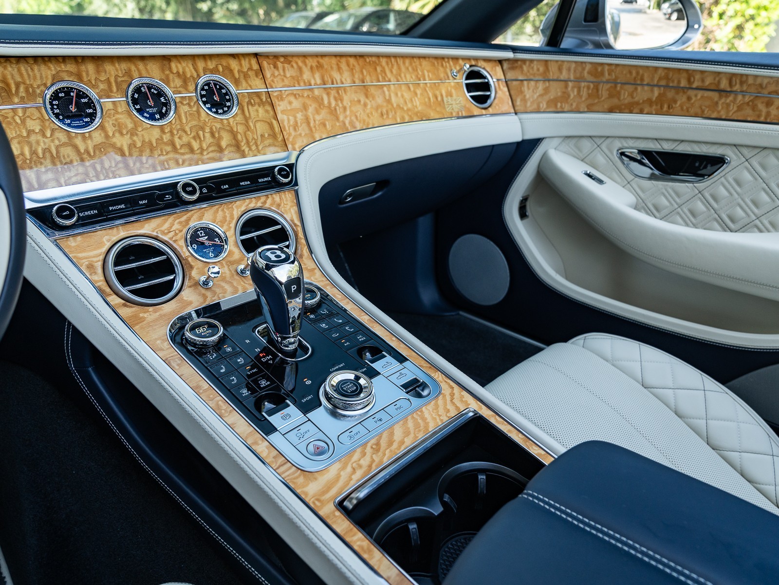 2020 Bentley Continental GTC GT photo 22