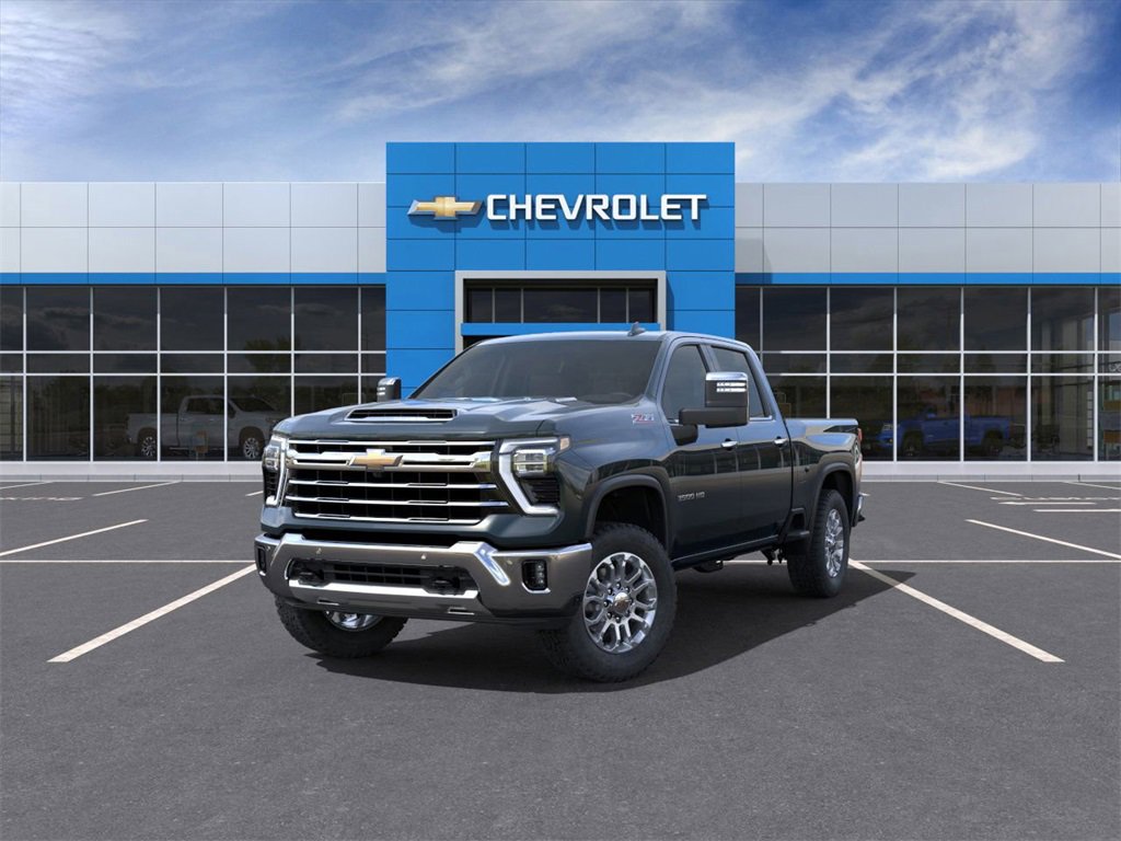 2025 Chevrolet Silverado 3500HD LTZ photo 8
